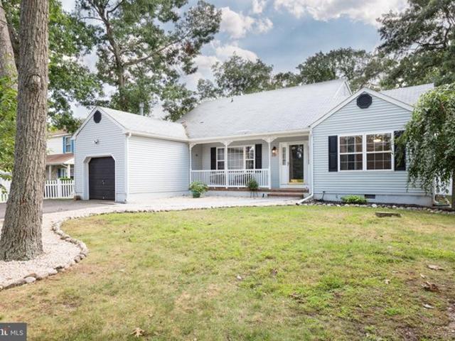 House for sale in Manahawkin, New Jersey