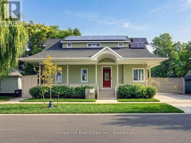 House for sale in Collingwood, Central Ontario
