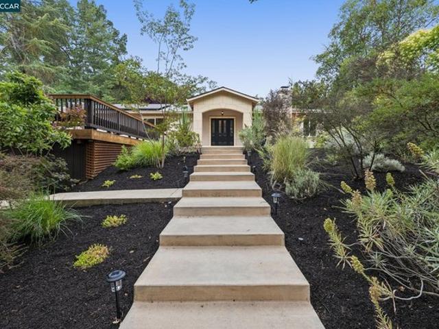 House for sale in Walnut Creek, California