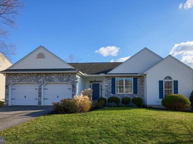 House for sale in Mount Wolf, Pennsylvania