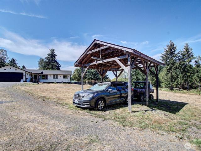 House for sale in Castle Rock, Washington