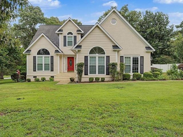 House for sale in Leesburg, Georgia