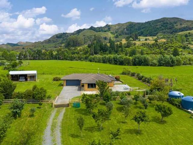 Property for sale in Te Pahu, Waikato