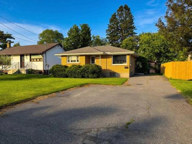 House for sale in Thunder Bay, Ontario