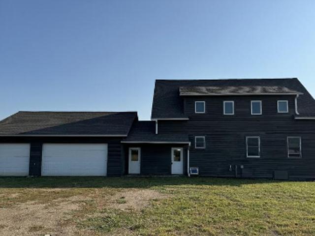 House for sale in Parker, South Dakota