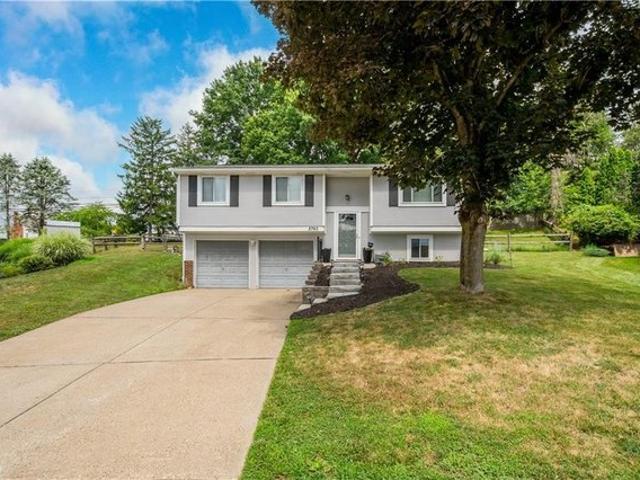 House for sale in Bridgeville, Pennsylvania
