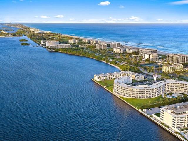 Condo for sale in Palm Beach, Florida