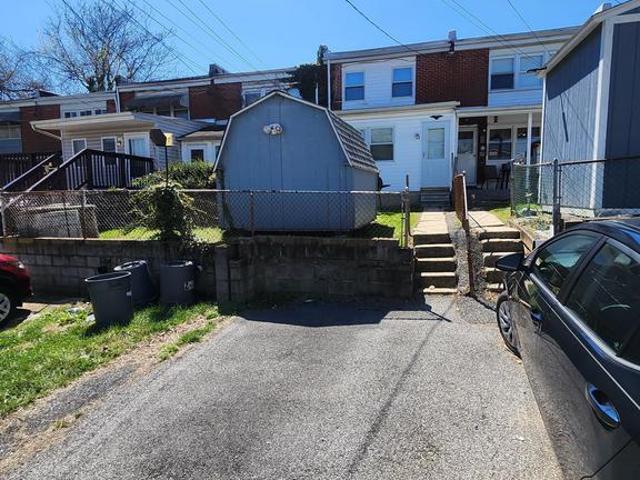 Townhouse for sale in Halethorpe, Maryland