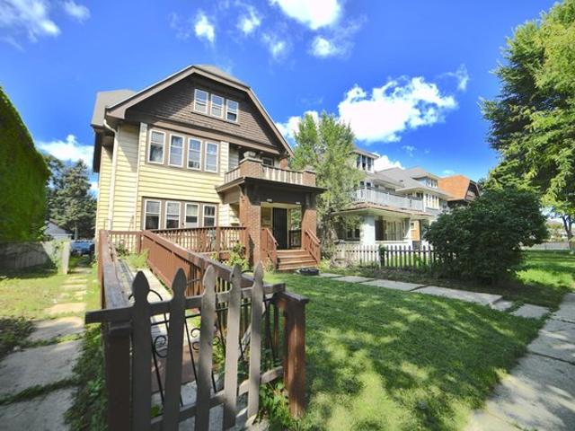 House for sale in Milwaukee, Wisconsin