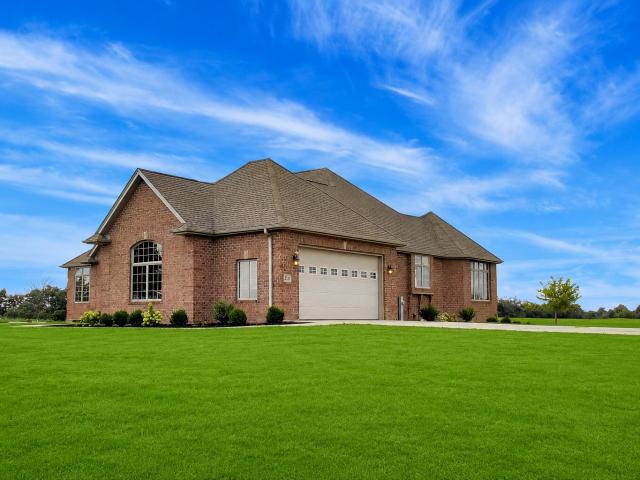 House for sale in Rochester, Wisconsin