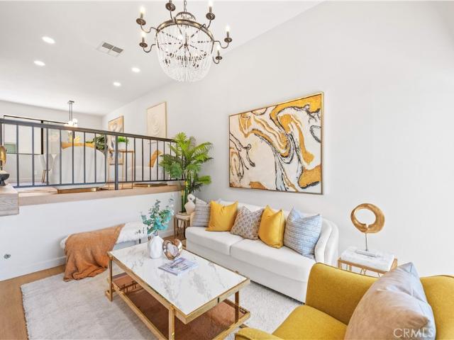 Condo for sale in Canyon Country, California