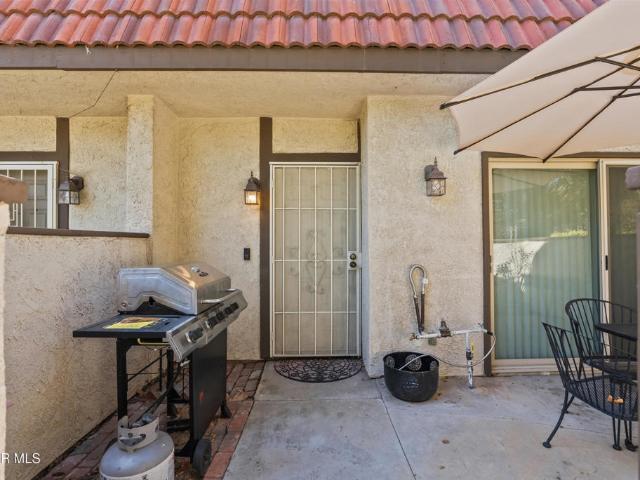 Condo for sale in Canyon Country, California
