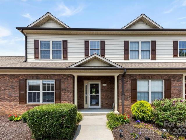 Townhouse for sale in Concord