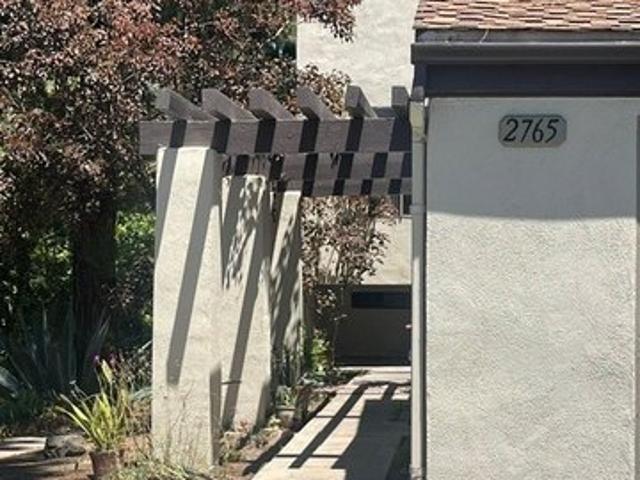 Townhouse for sale in Fullerton, California