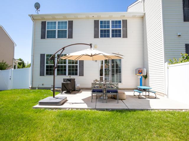 Condo for sale in Bristol, Illinois