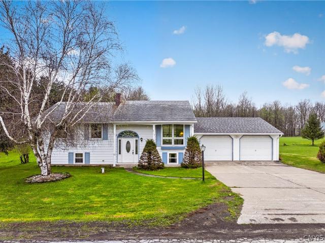 House for sale in Oneida, New York