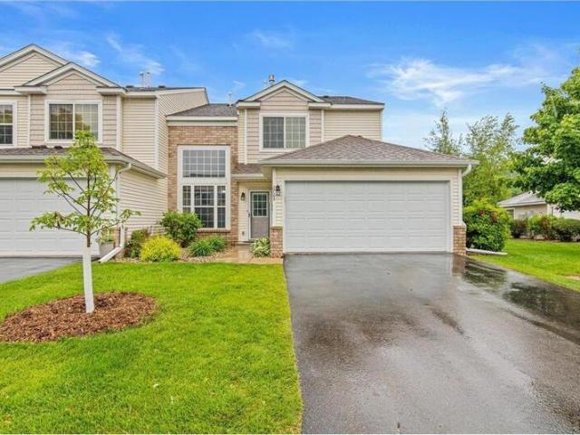 Townhouse for sale in Chaska