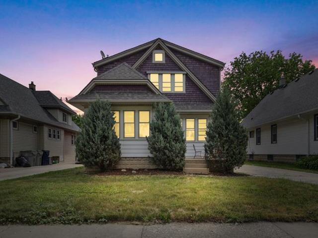 House for sale in Milwaukee, Wisconsin