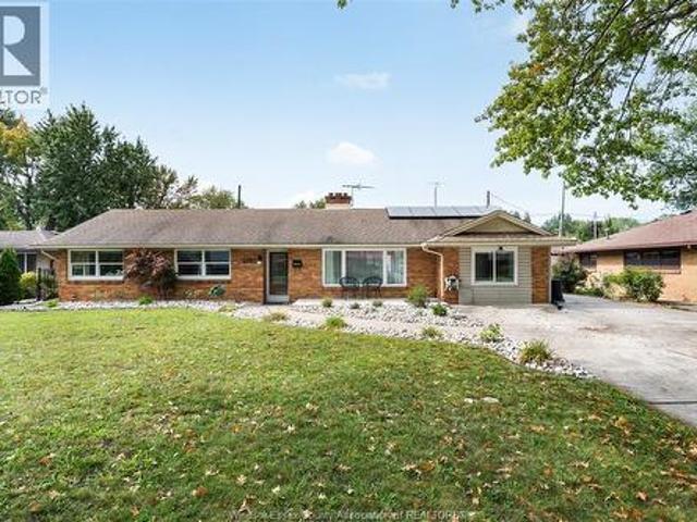 House for sale in Fontainebleau, Windsor