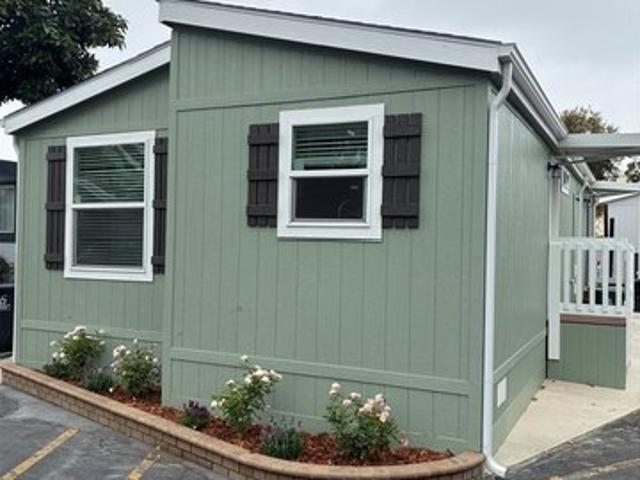 House for sale in Santa Ana, California