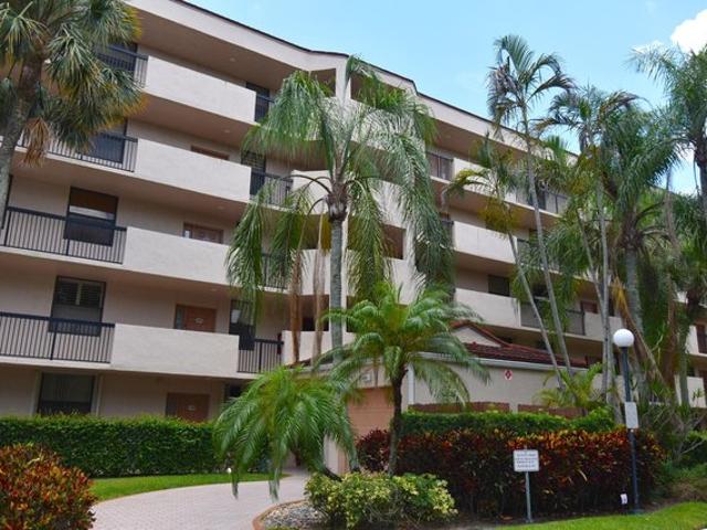 Condo for sale in Coconut Creek, Florida
