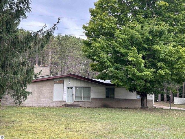 House for sale in Bellaire, Michigan