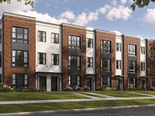 Townhouse for sale in Warrenville, DuPage County