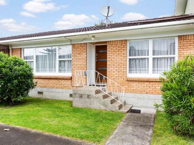 Apartment for rent in Whangaparaoa, Oroua County