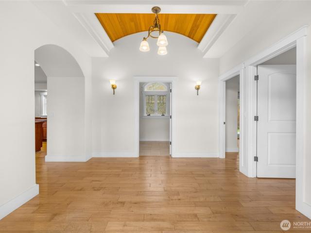 House for sale in Eastsound, Washington