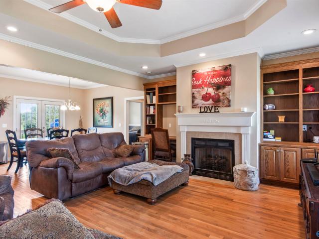 House for sale in Guntersville, Alabama