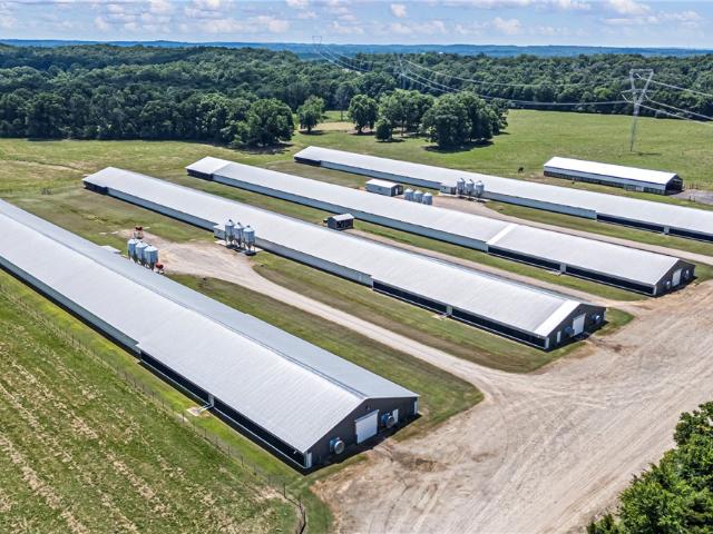 Farm for sale in Ark