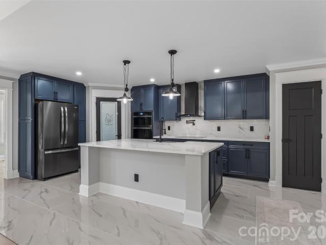 House for sale in Hendersonville, North Carolina