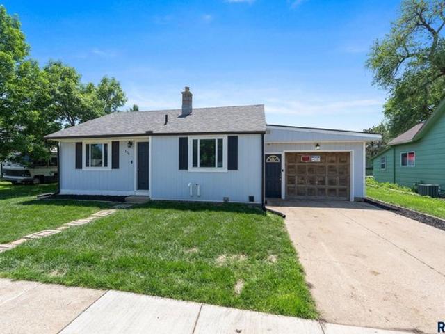 House for sale in Parker, South Dakota
