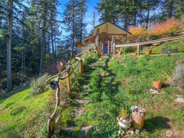 House for sale in Eastsound, Washington