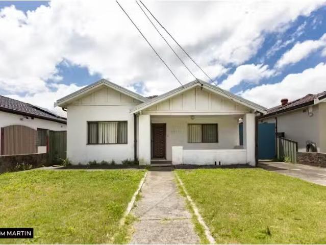 House for rent in Eastlakes