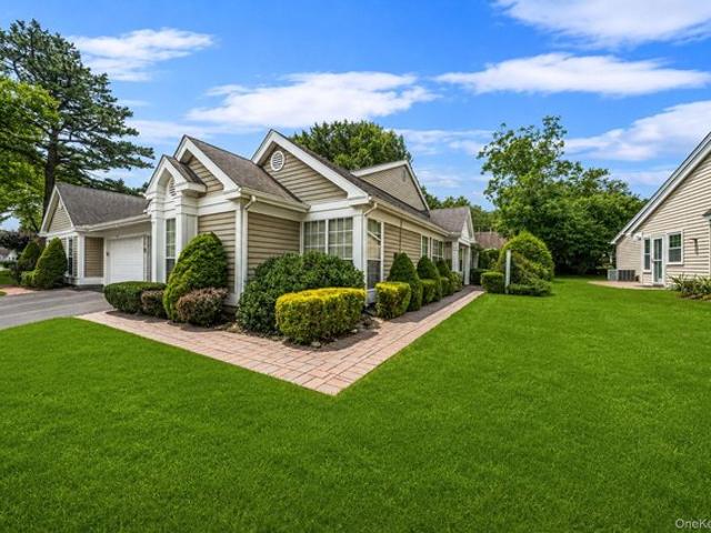 Condo for sale in Centereach, New York
