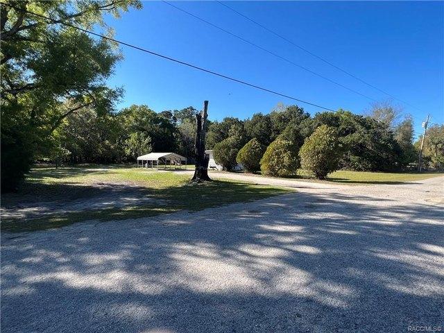 Land for sale in Inglis, Florida