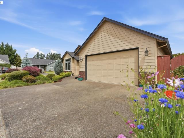 House for sale in Oregonia