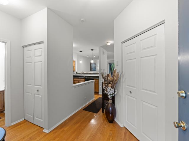 Townhouse for sale in Schaumburg, Illinois