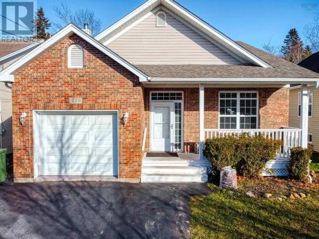 House for sale in Dartmouth, Nova Scotia