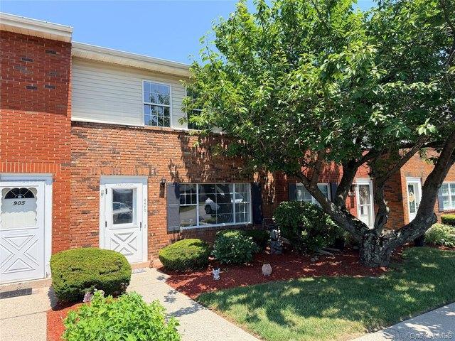 Condo for sale in Town of New Windsor, Orange County