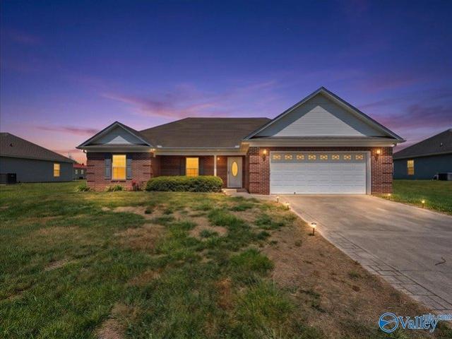House for sale in Elkmont, Alabama