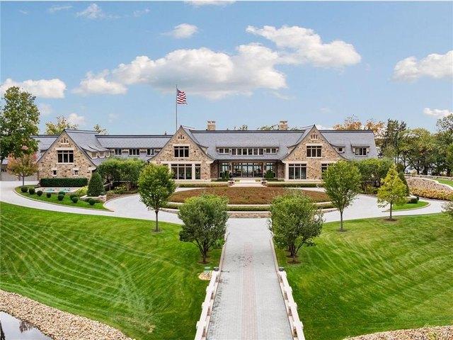 House for sale in Wayzata, Hennepin County