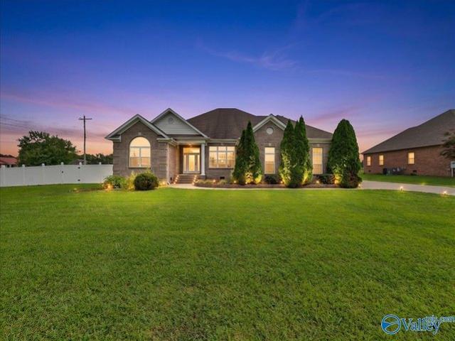 House for sale in Elkmont, Alabama