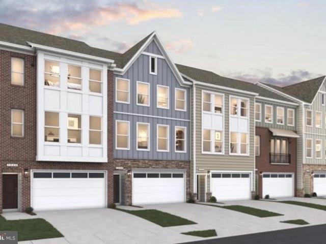 Townhouse for sale in Waldorf, Maryland