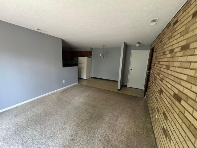 Apartment for rent in Roselawn, Ohio