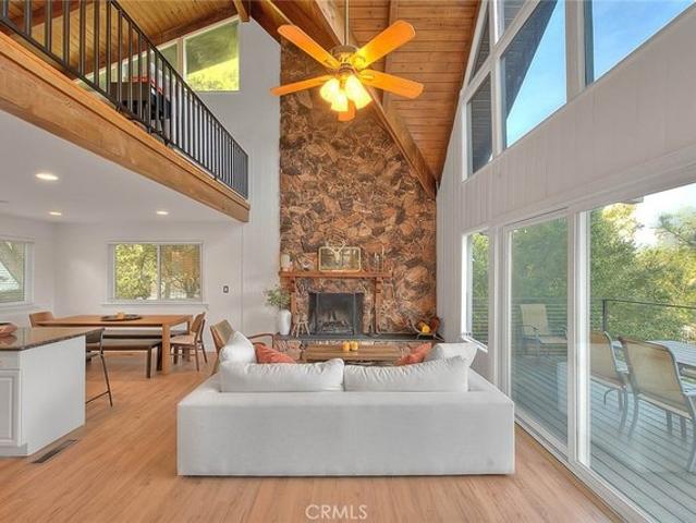 House for sale in Cedar Glen, California