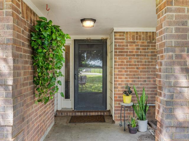 House for sale in Somerville, Texas