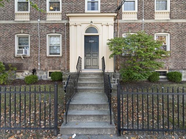 Condo for sale in Bridgeport, Connecticut