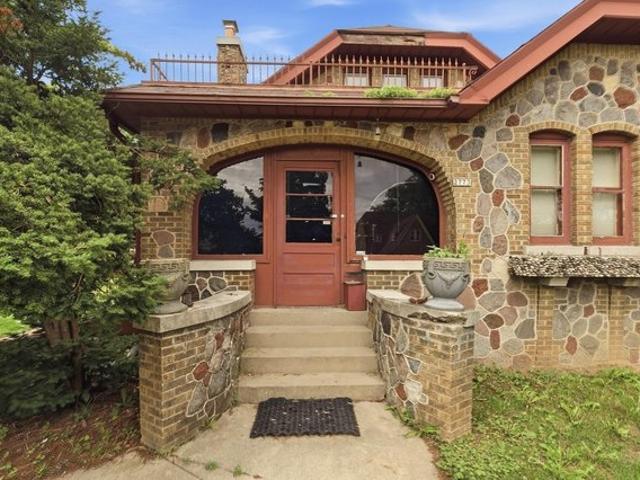 House for sale in Milwaukee, Wisconsin